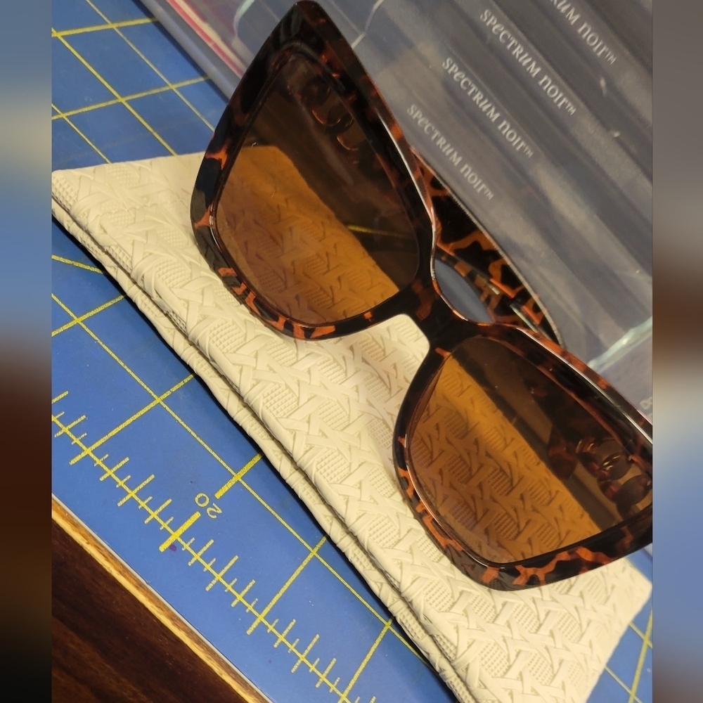 Tortoise Shell Sunglasses with Case
